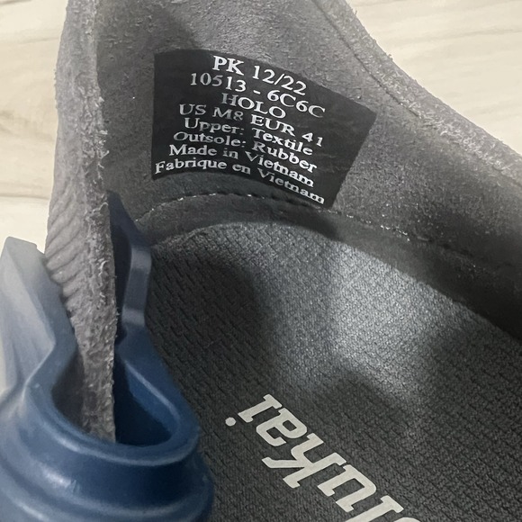 OLUKAI Holo Sneaker Men's Size US 8 Dark Shadow Shoes NEW with Box - Picture 6 of 8